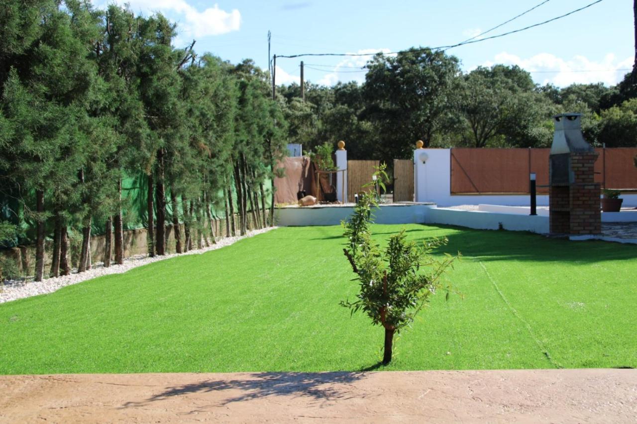 Alojamientos Rurales La Codosera Exterior photo